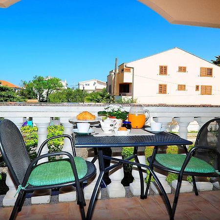 Apartmani Villa Elvira Sukošan Exterior foto
