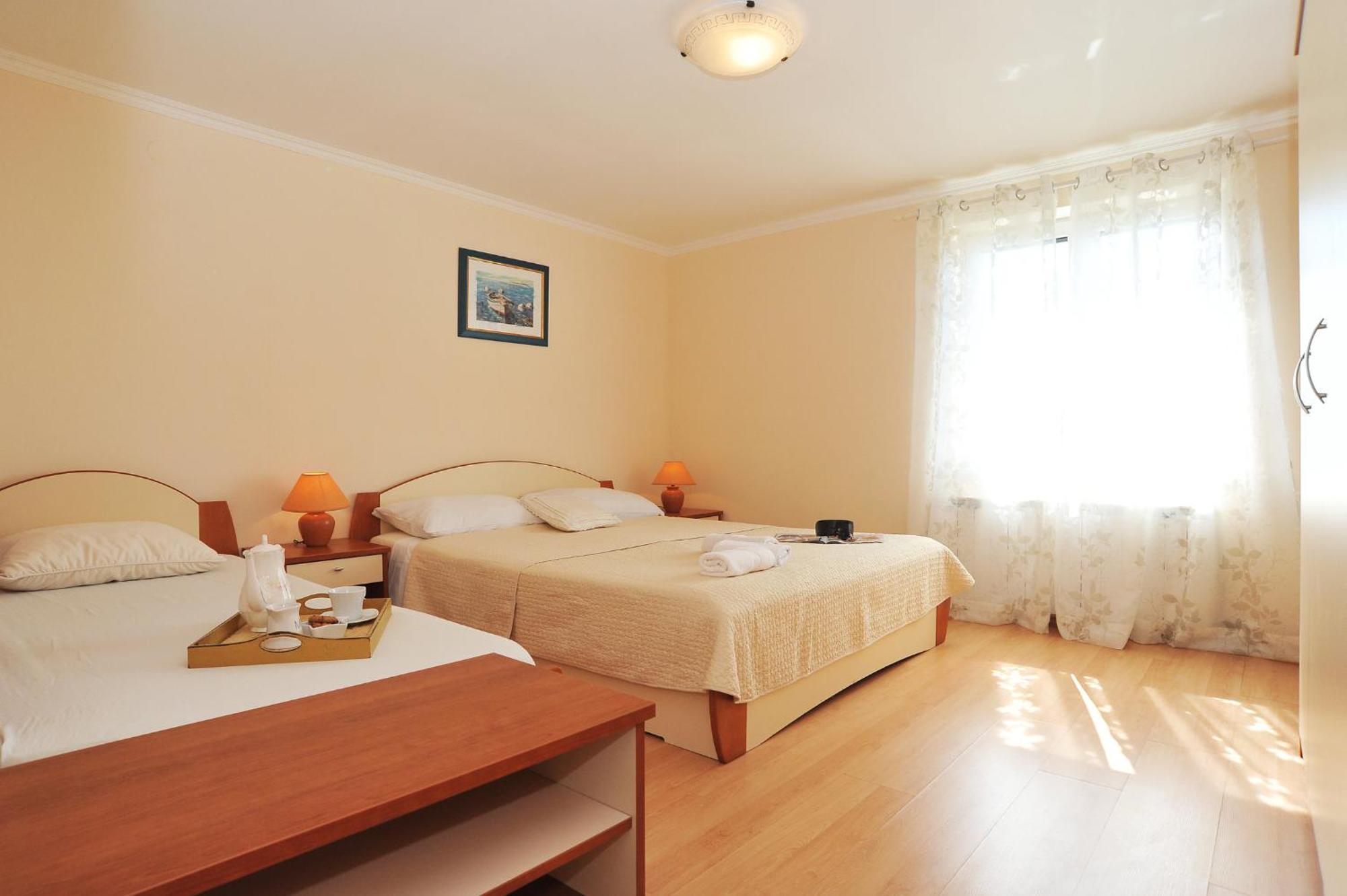 Apartmani Villa Elvira Sukošan Exterior foto